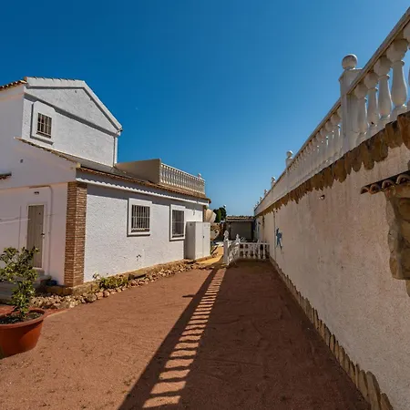 Enjoy Complete Seclusion At Casa Delfin, Featuring Your Own Stunning Private Pool And Sunset Views *